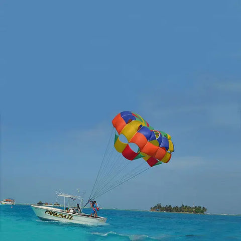 Parasail Experience Above San Andres - Juan Ballena | Travel Experiences in Cartagena