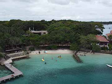 Top 4 Best Beach Clubs in the Rosario Islands: The Ultimate Beach Day from Cartagena